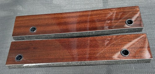 Holzseiten grundig - x,