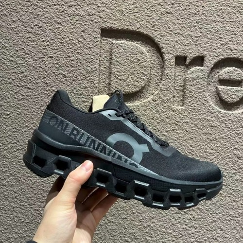 Cloudmonster total - 🖤,