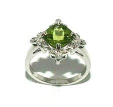 Atemberaubend Damen 18ct Weißgold Rind Set mit Einem Peridot & Diamanten,Größe N
