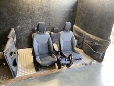 Seats Complete Toyota Yaris