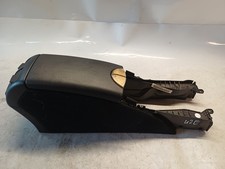 42E* Mercedes Benz MB E Klasse W211 Miottelkonsole Armlehne Ablage A2116804650