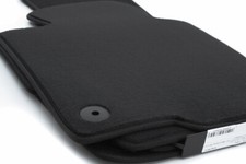 neu Fußmatten passend bei VW Polo 9N Velours 800g/m² Automatten Schwarz 4-teilig