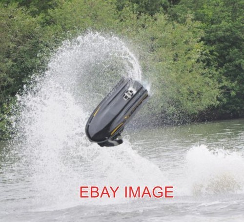 Foto kingsbury jetski stunt - foto,