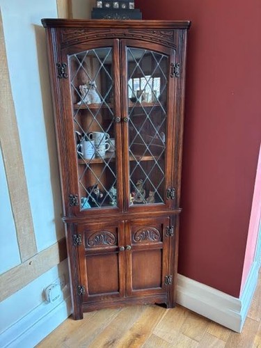 Alte charmante eckvitrine - charmante, mit