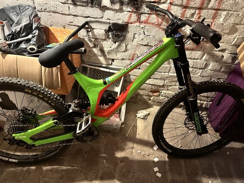 Specialized demo 2018 - specialized,