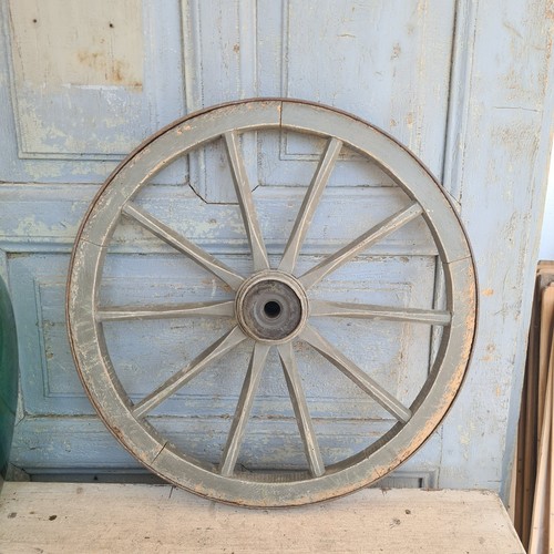 C8578 massives altes wagenrad - c8578, massives,