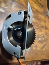 DN 55 Black & Decker P2852