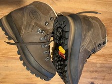 Meindl MFS Borneo Wanderschuhe 41,5 Herren gebraucht sogut wie Neu