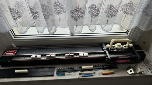 Strickmaschine 201 nadeln - strickmaschine,