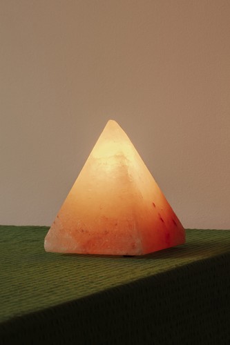 Salzkristalllampe pyramide - salzkristalllampe,