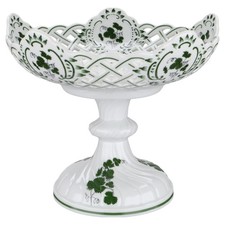 Durchbruchschale auf Fuß Meissen Neuer Ausschnitt I.Wahl Weinlaub