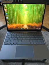 Microsoft Surface Laptop Go