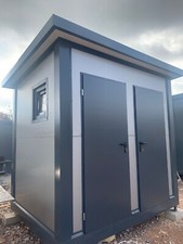 WC Container, Container