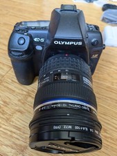 Olympus E-5 mit Objektiv 12-60