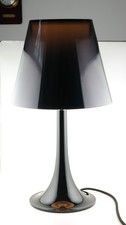 FLOS Miss K Tischlampe