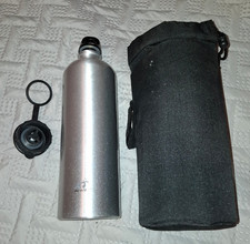Alu - Trinkflasche mit zwei Deckeln & Isotasche ca. 1 Liter trail nature