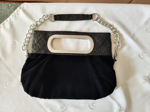Stilvolle schwarze handtasche - schwarze,