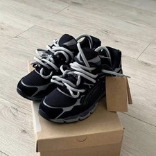 Verkaufe hier ein Paar ASICS