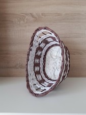 Dekokorb aus Altpapier