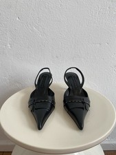 Pura Lopez 90s Slingback Pumps