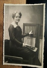 junge schöne Frau mit