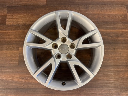 Audi 8u1 alufelge - 1x,