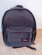 Eastpak Rucksack Out Of Office 767/04L mit extra LAPTOPFACH guter Zustand