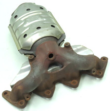 KIA CARENS II / FJ / 2,0 139PS / ABGASKRÜMMER KRÜMMER + KAT KATALYSATOR (AI76)