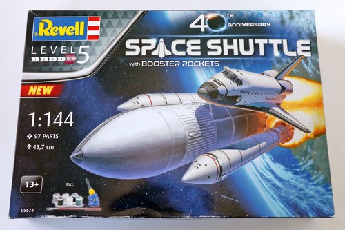 Revell 05674 space shuttle - revell,