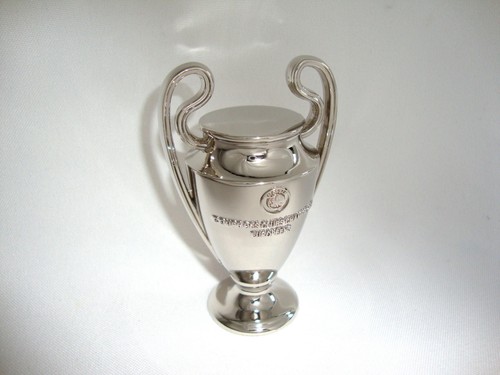Uefa champions league pokal - uefa,