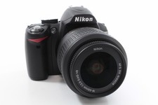 Nikon D3000 18-55mm VR Kit