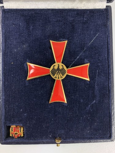 Bundesverdienstkreuz klasse - bundesverdienstkreuz,