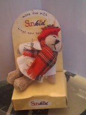 Sunkid Teddy mit Schal