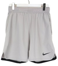 NIKE Shorts Herren Medium Grau