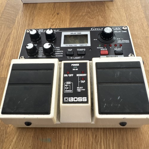 Boss giga delay gitarre - dd-20,