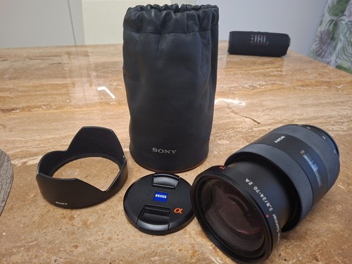 Sony zeiss 70mm 8 za - f/2.8,