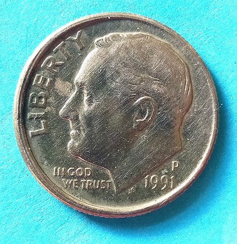 One dime münze - one,