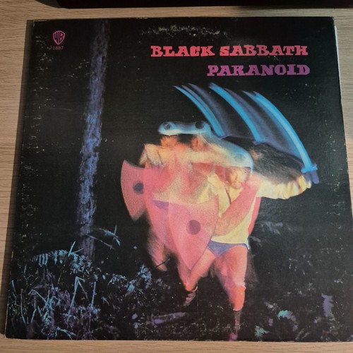 Black sabbath paranoid - black,