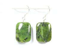 Ohrringe aus dem Edelstein Nephrit Jade in Rechteckform 925er Silbler Ohrhaken