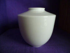 Vase KPM Berlin Porzellan kleiner Bär  * Zeptermarke  * 9,5 cm