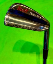 Wilson Staff Schwanenhals