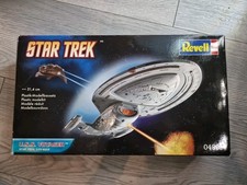 Revell - 04801 - STAR TREK -U.S.S. Voyager - Größe 51,4 cm - Teilweise Aufgebaut