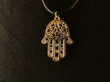 Hand der Fatima Anhänger mit Kette 24 Karat Vergoldet Gold Hamsa Glauben    