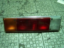 Heckleuchte links glatt Capri