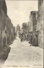 Ak Taza Marokko, Une Rue, Straßenpartie, Hausfassaden, Anwohner - 1692392