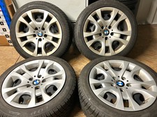 BMW X1 E84 / 3er F30 / 4er F32 F33 Stahl-Felgen Reifen 225/50 R17 mit Radkappen
