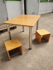 Kindertisch Holz/Metall vom Schreiner/Handarbeit und 4 Hocker für jedes Alter