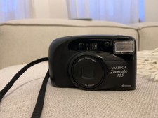 Yashica Zoomate 105 analoge Point & Shoot mit 38-105mm Objektiv (T4, T3, T5)