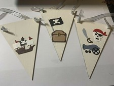 Set 3 Piraten Thema Holz Kleiderbügel Wimpel Flagge 3d Personalisierte Skull Crossbone