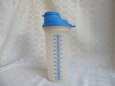 Tupperware Shake-it 600ml Shaker Messbecher Mix-Fix Shaky Schüttel-Becher blau